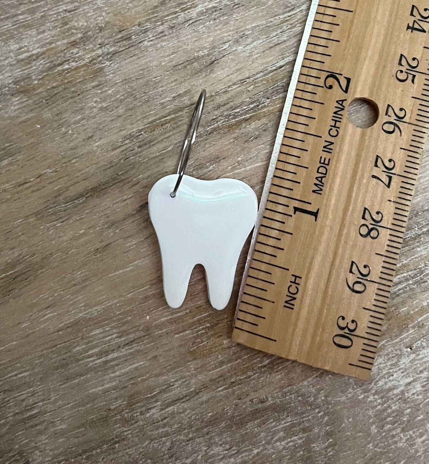 Large Tooth Hoops