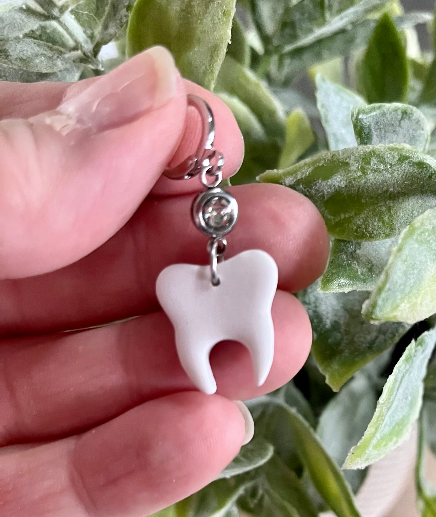 Small Molar Tooth Bling Lever Backs