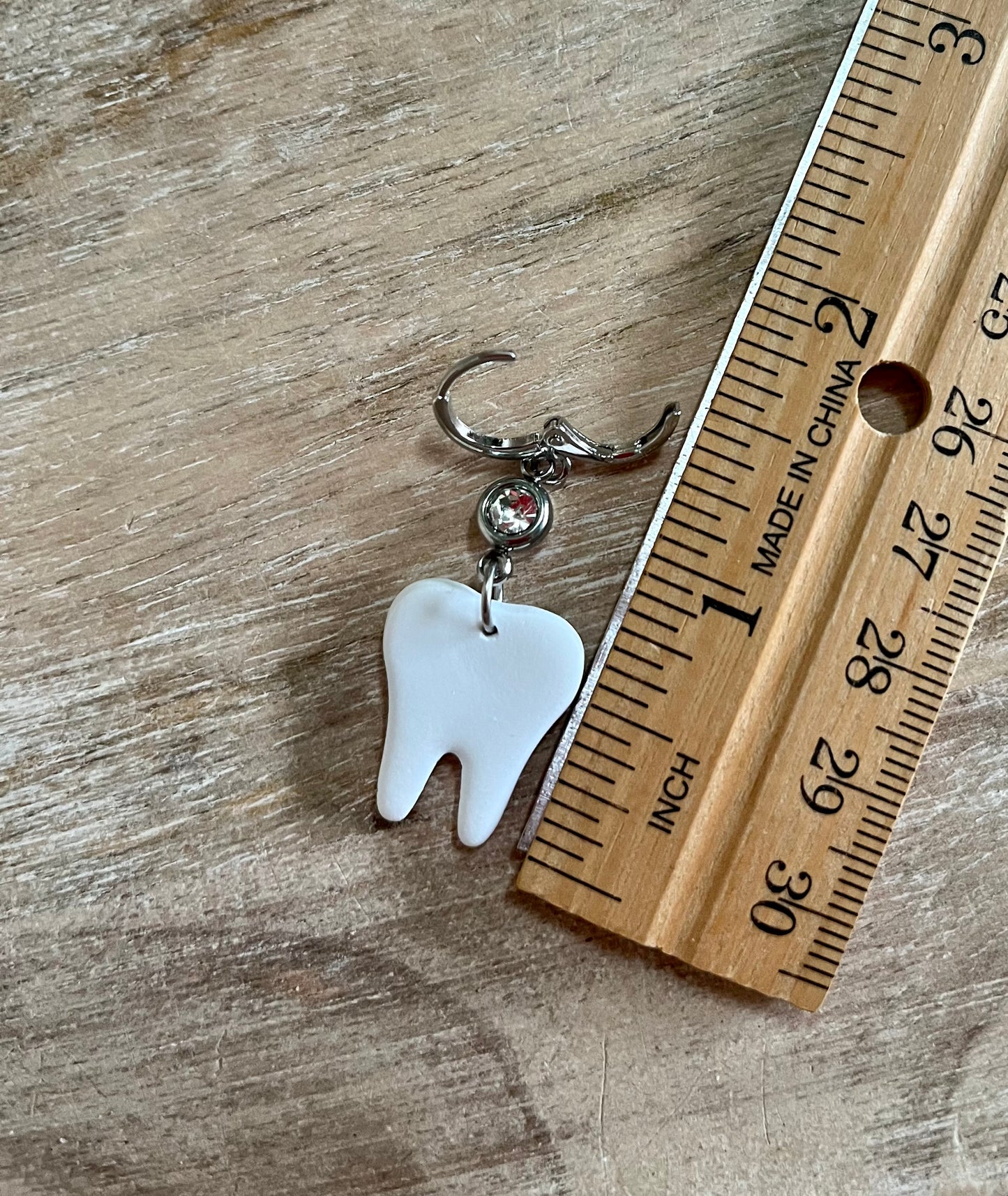 Small Tooth Bling Lever Back
