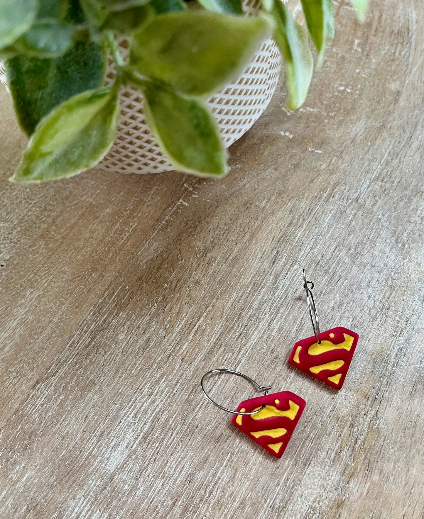 Super "S" Hero Hoops