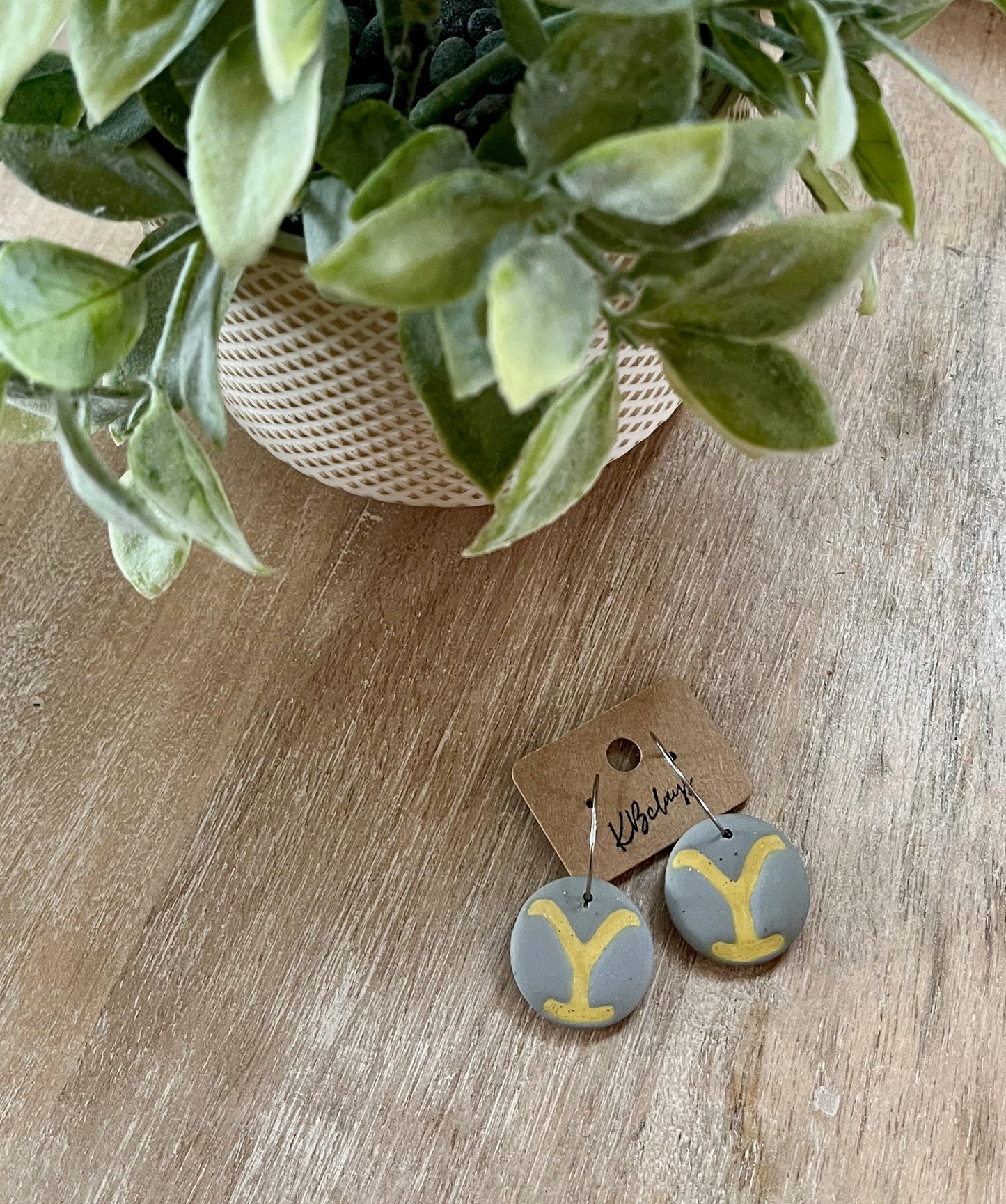 Y-Stone Gray Hoops