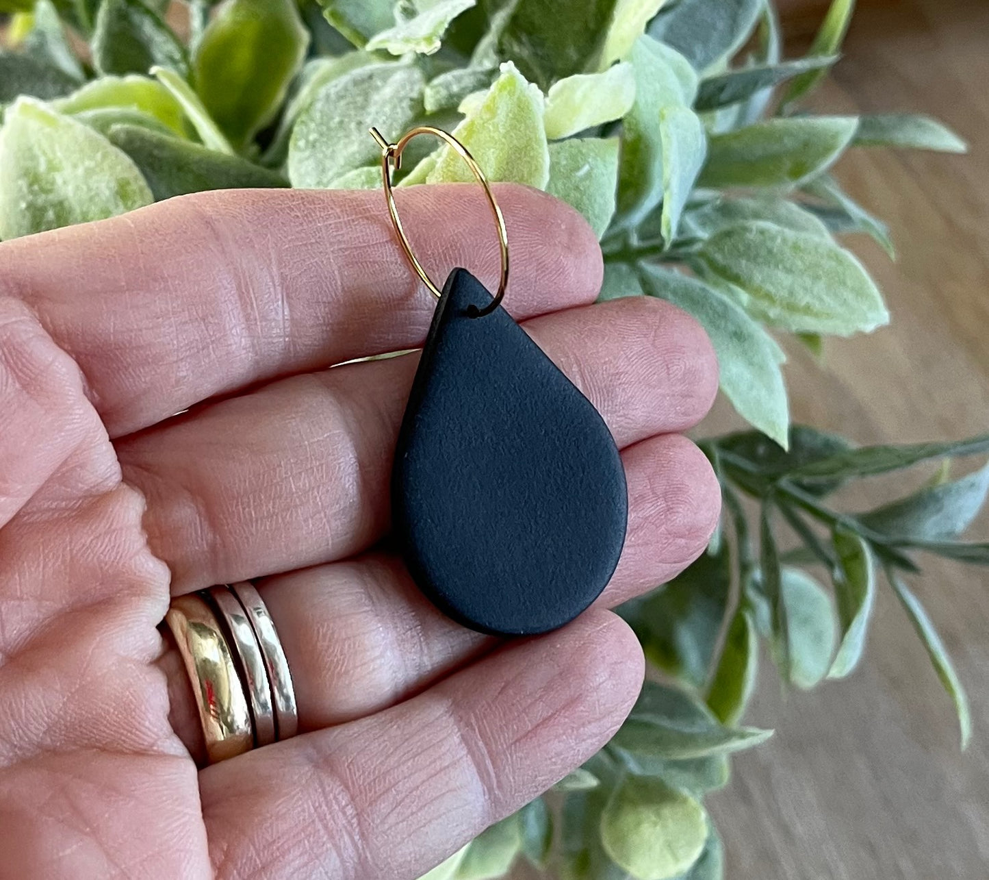 Black Teardrop Hoops