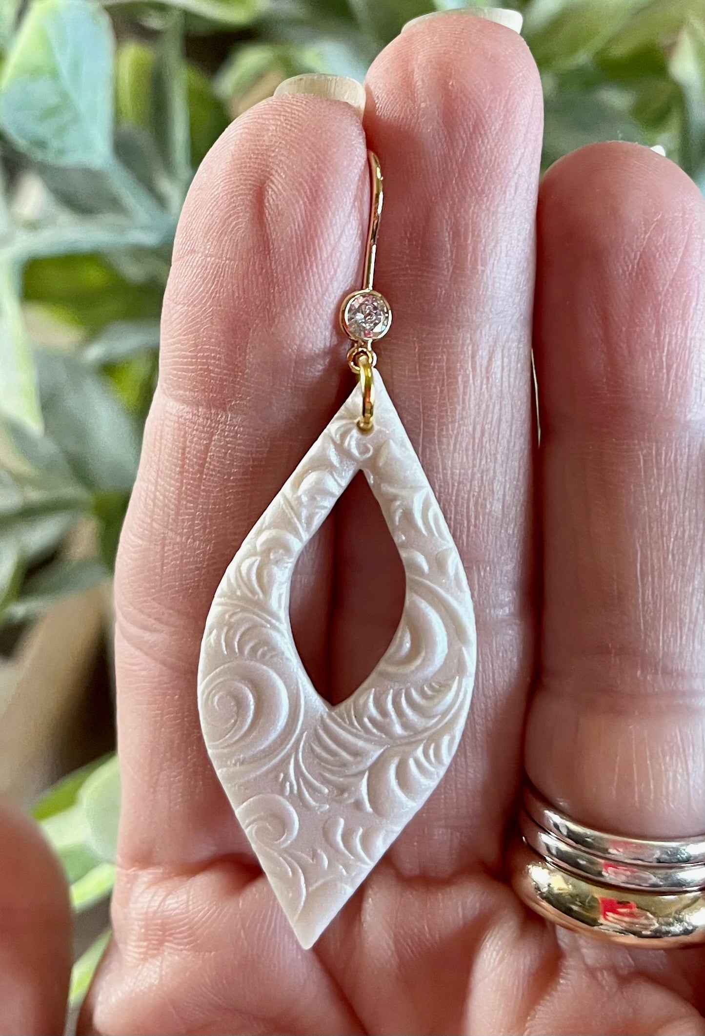 Unique Dangles