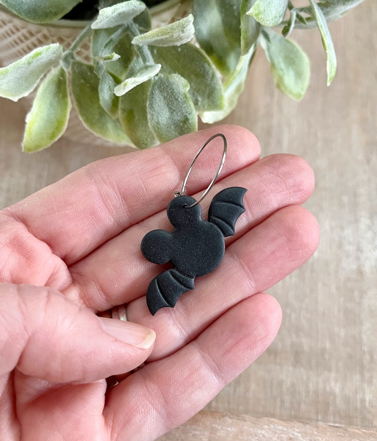 Mouse Bat Hoops